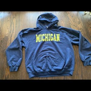U of M sweatshirt